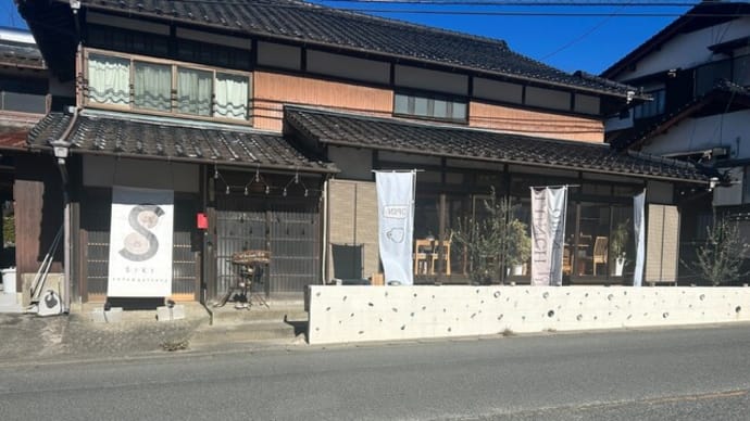 朝倉市　　cafe&gallery SIKI