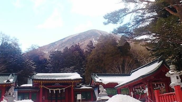 冬の中禅寺湖 日光二荒山神社【中宮祠】