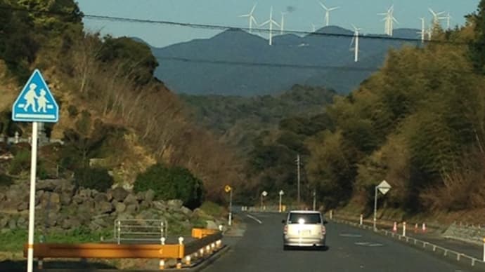 下関市豊北町にある風力発電の風車