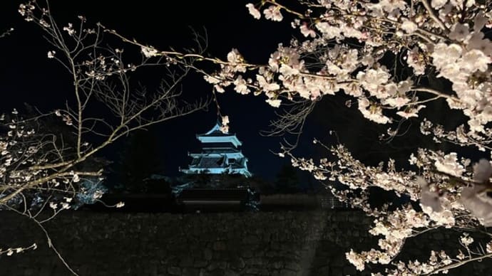 桜咲く