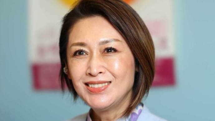 3年B組からこども政策担当相が・・・三原じゅん子