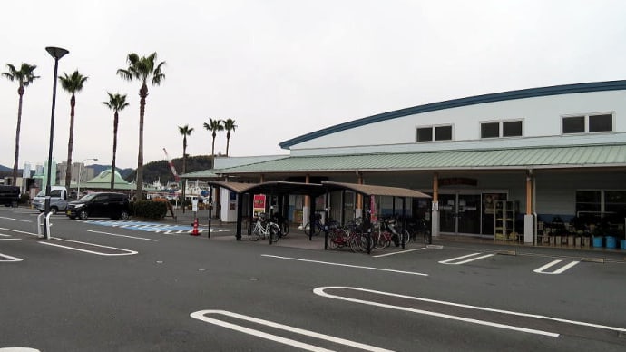 内子町街並み周遊(愛媛県） 。凧博物館、伝統的建造物、アメリカ人のお遍路　四国周遊の旅 。