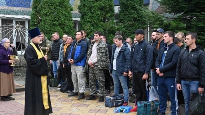 焦りの「強制併合」 プーチン大統領 蟻地獄
