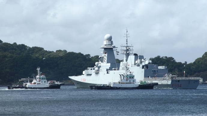 2024年8月27日 横須賀港 “イタリア海軍空母 カヴールと軍港めぐりクルーズ”その7 アルピーノ出航