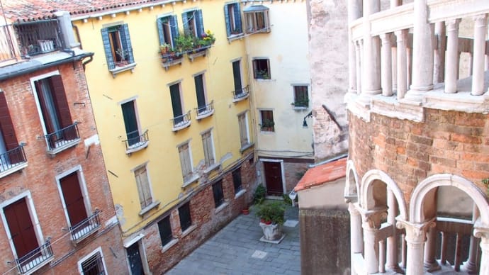 女ひとり旅　✨✨ 　ヴェネツィア　ボーヴォロ階段　Part.2