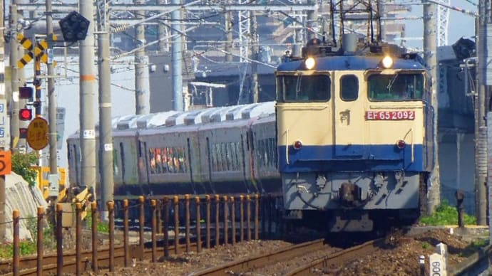 JR四国2700系8両甲種輸送を撮る【3】JR魚住駅・姫路貨物ターミナルにて