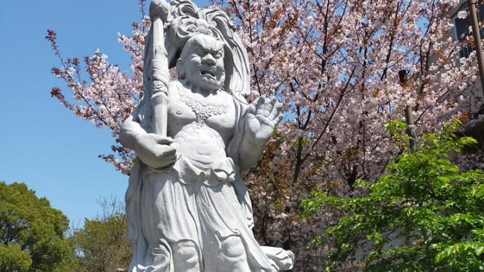 延命寺の金剛力士像
