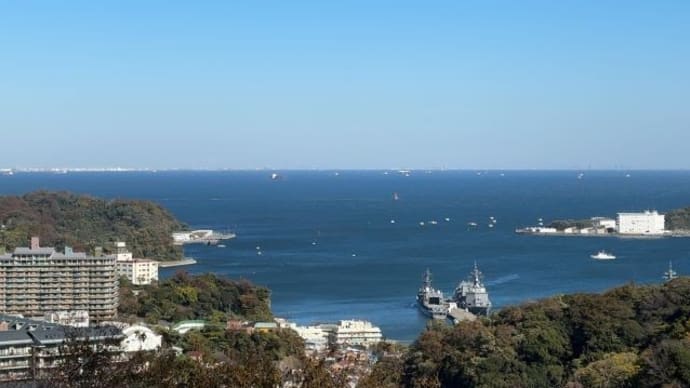 東京湾が望める塚山公園でお散歩