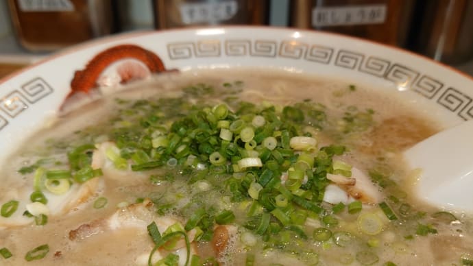 博多ラーメンデビューの人にオススメ でぶちゃん高田馬場本店♪♪