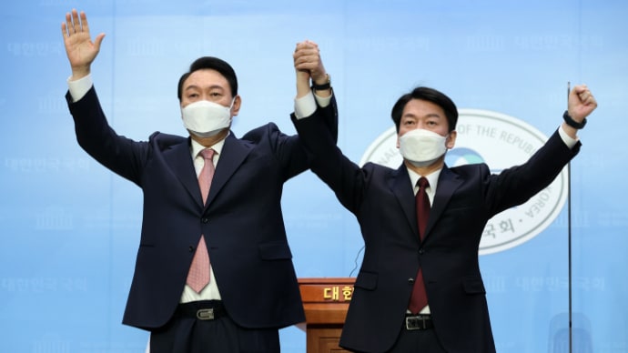 文大統領の雪上加霜