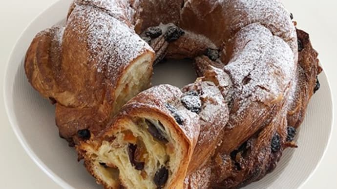 ドライフルーツとバターのデニッシュスイーツ