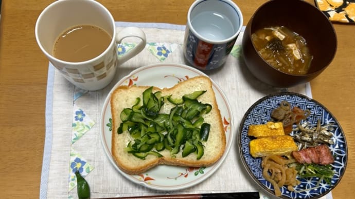 きゅうりのオープンサンド
