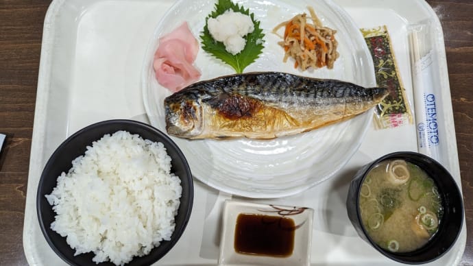 明石サービスエリアで朝食♫