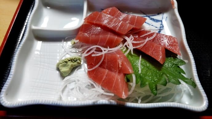 地元の店で「食事会」