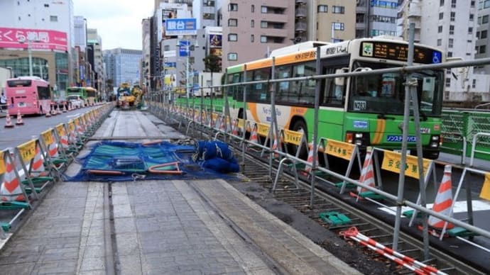 都電の線路が発掘される
