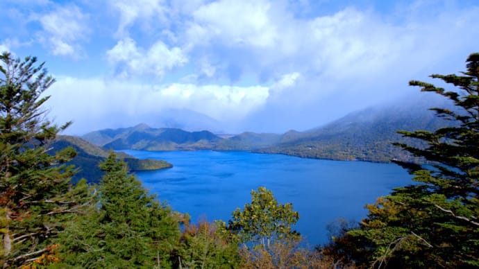 中禅寺湖展望台。