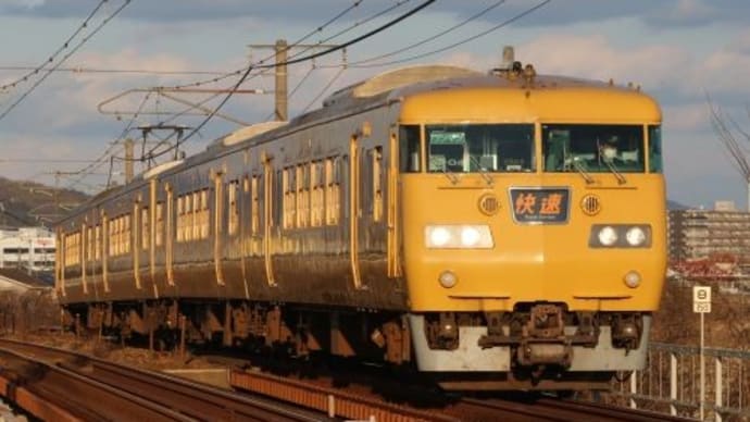 岡山の列車(117系快速サンライナー)