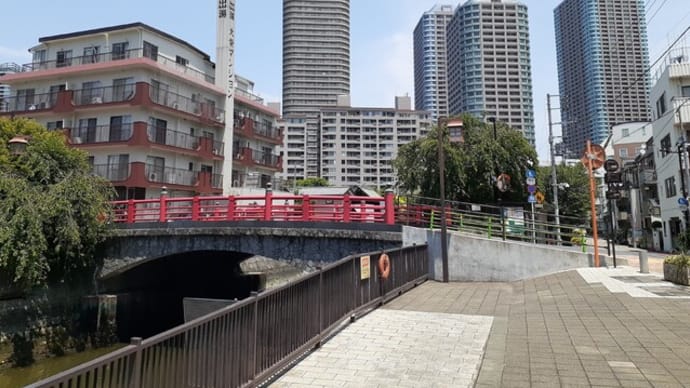 真夏日の佃小橋周辺