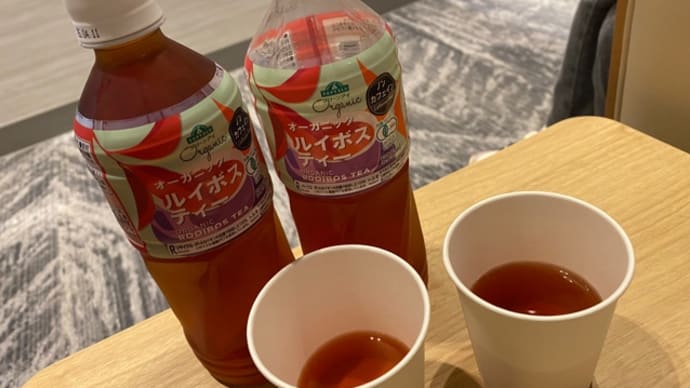 惣菜パン(^.^)昼ごはん