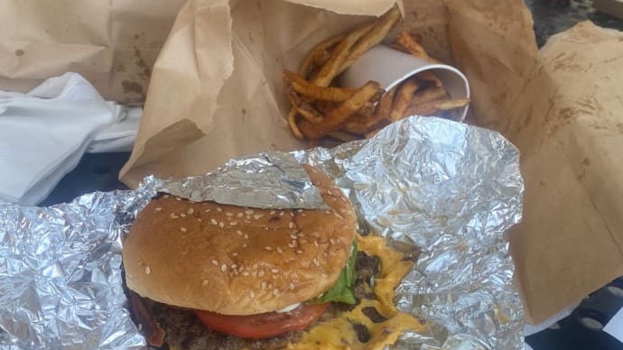 FIVE GUYS 