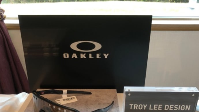 2023年2月7日火曜日 朝からOakley春夏コレクション展示会に行ってきた❗️