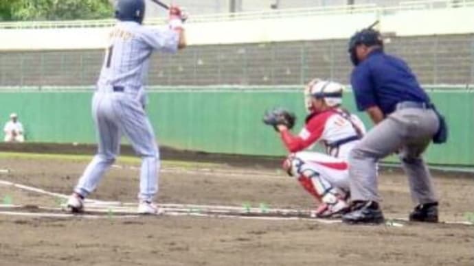 外国人監督の•••満塁場外ホームラン 日本代表戦