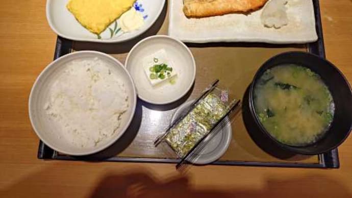初やよい軒、朝食編・・・・・。('◇')ゞ