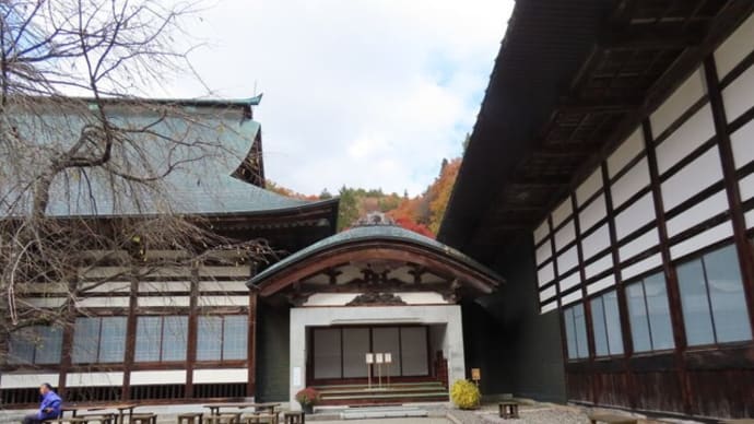 霊松寺 中玄関 兎毛通(唐破風懸魚)