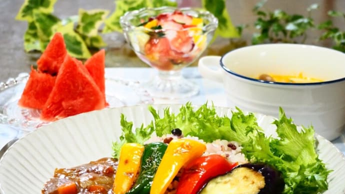☆チキンカレー&たこサラダ☆