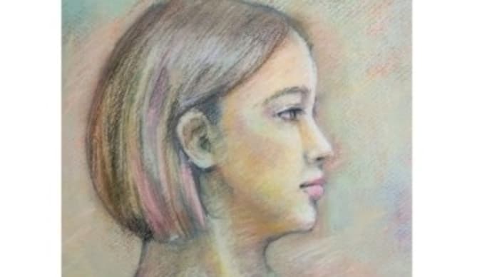 パステルで裸婦モデルを描く
