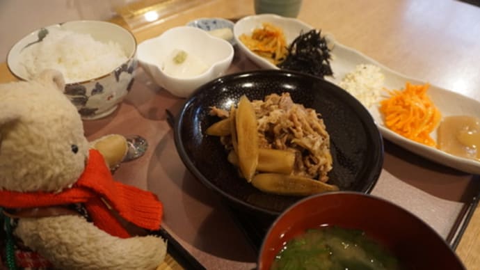 体に優しいおばんざいのランチ。平安神宮エリアにある築100年の古民家カフェ「卯sagiの一歩」。