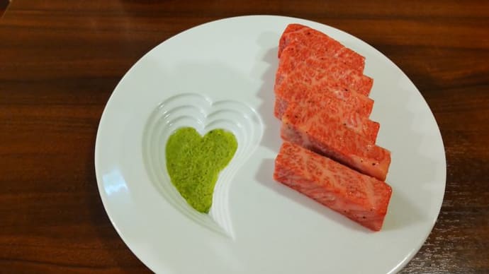 妹がお気に入りの「焼肉どら」さんは