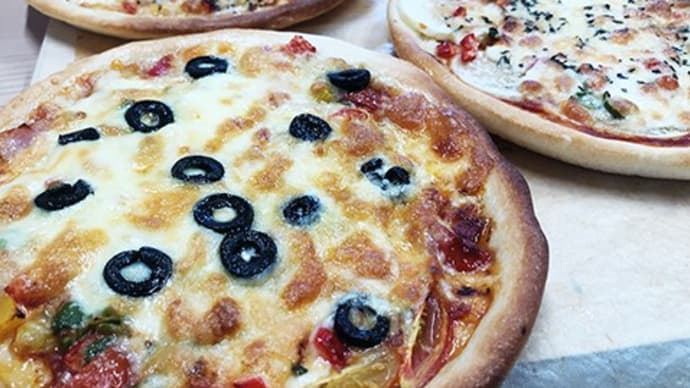 手ごねで作る２種類のピッツァ