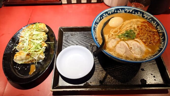 「麺匠 佐蔵 松本店」で特製佐蔵味噌らぅめん