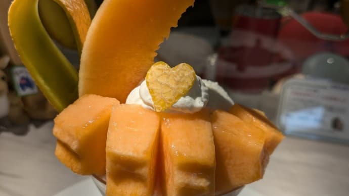 ヒマワリ🌻とサモアール🌿とパフェのお話😋💕