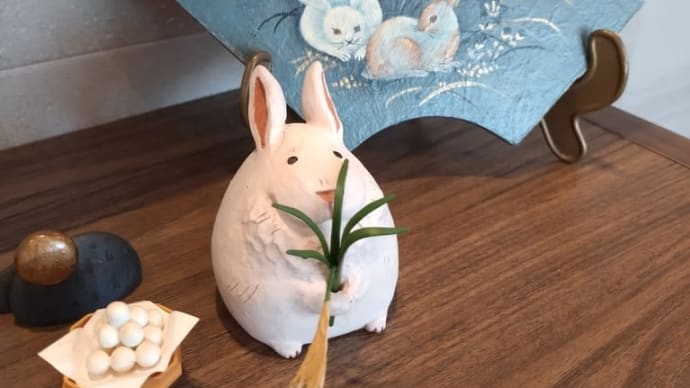 中秋の名月に思わず手を合わせる