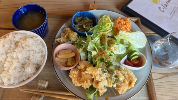 Cファームカフェ へ