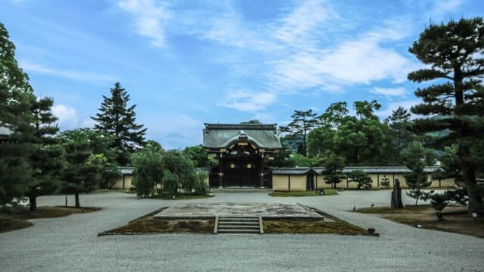 大覚寺　石舞台・勅使門