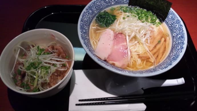 界隈・一燈で芳醇香味そば・塩