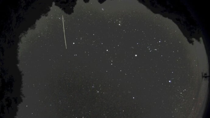 電視観望の記録015(ながれ星?)