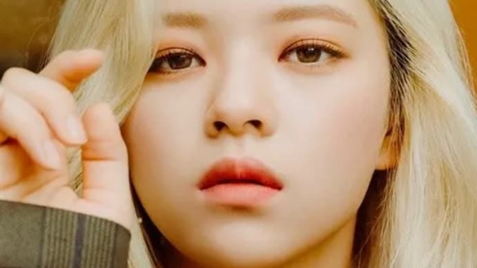 About TWICE and Jeongyeon's activities