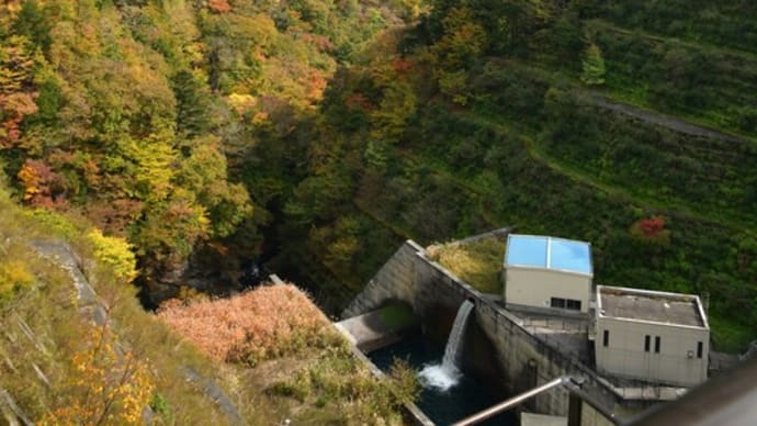 深城ダムの紅葉~大月市③終
