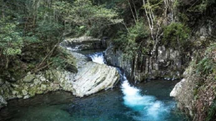 景勝地　河津七滝と温泉の旅　静岡県　人気の観光スポット