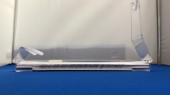 専用設計のガンスタンド、ワンオフで作製 !?