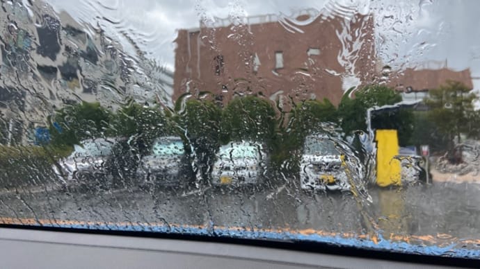 突然の雨