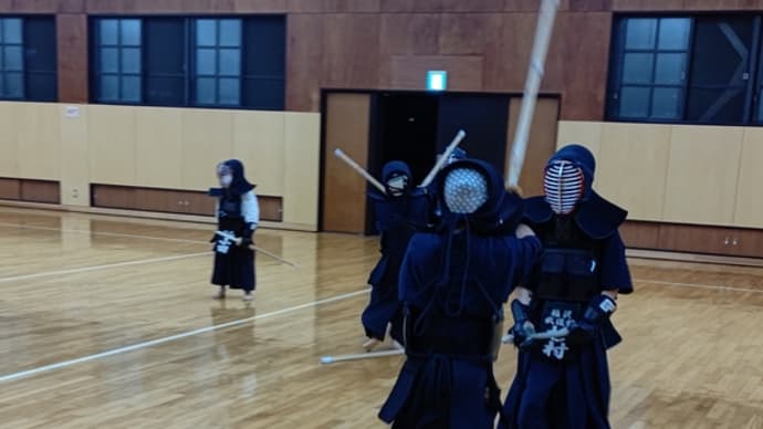 初心者には剣道具(防具)の貸し出しをしています