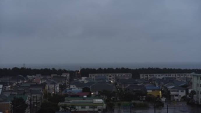 朝から雨