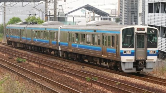 岡山の列車（213系普通列車）