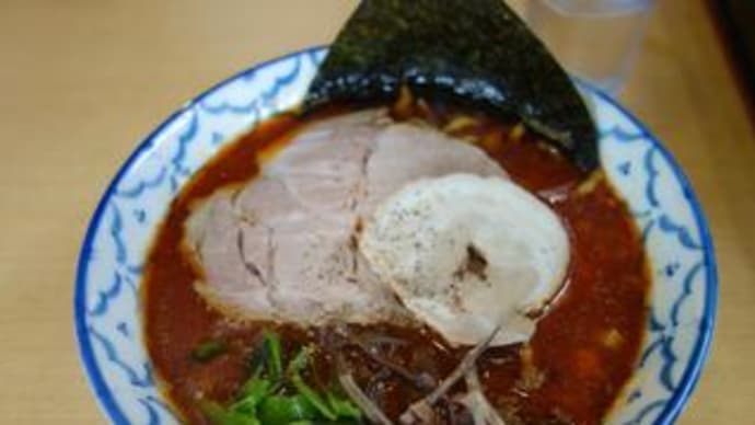 67杯目　真っ赤なスープが決め手　麺屋夕介＠金沢　赤とんこつ2月20日