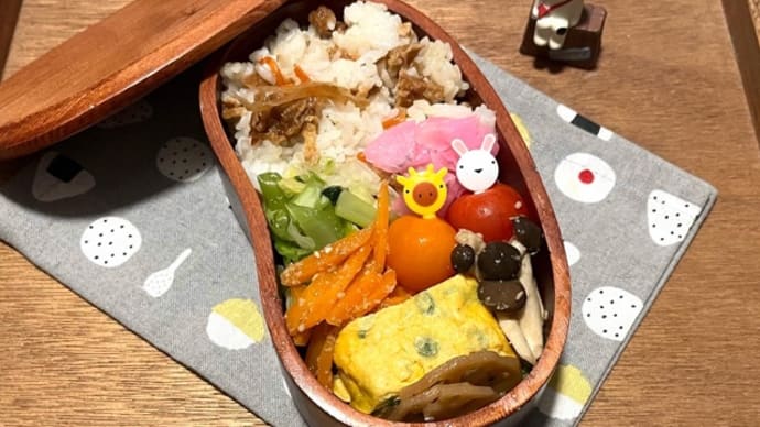 混ぜるだけかしわめし弁当^ - ^